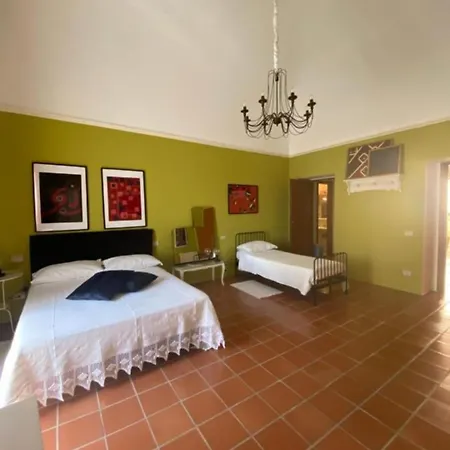 Osteria Palazzo Ducale Suites&restaurant Di Cerino Maria Hotel