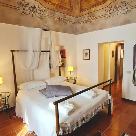 Hotel Osteria Palazzo Ducale Suites&restaurant Di Cerino Maria *