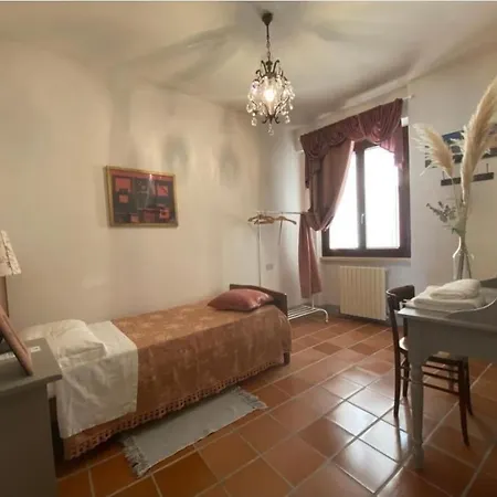 Osteria Palazzo Ducale Suites&restaurant Di Cerino Maria * Castilenti